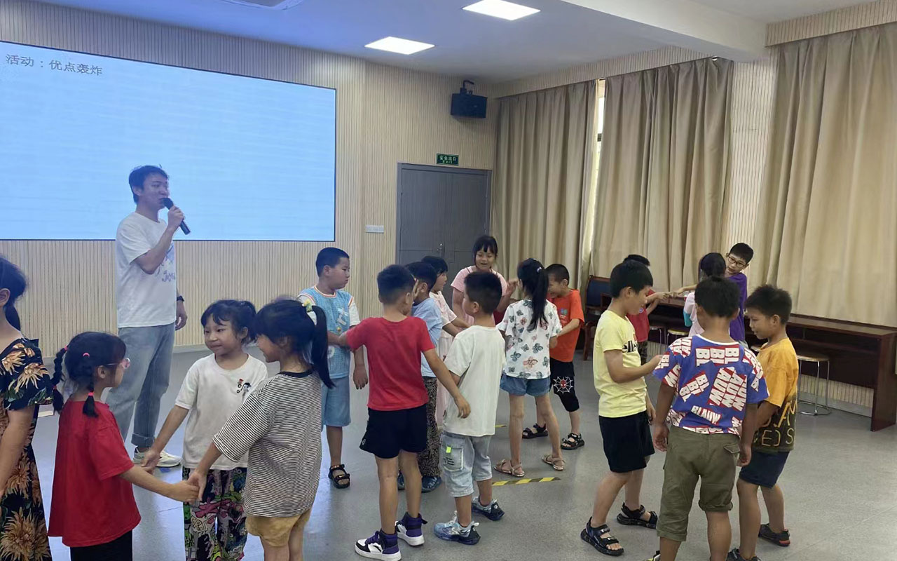 贡嘎龙观乡中心学校